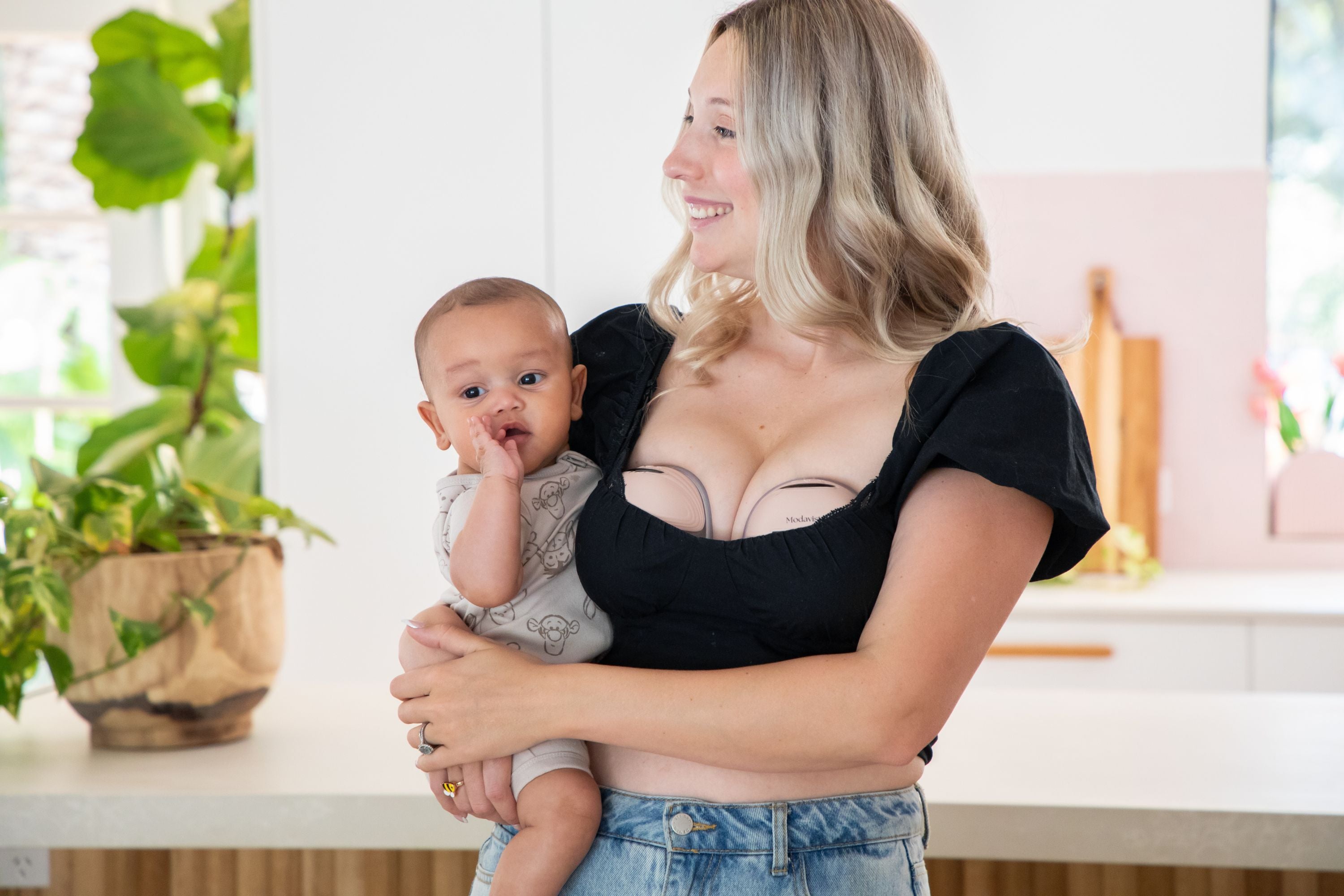 S21 Wearable Breast Pump 
